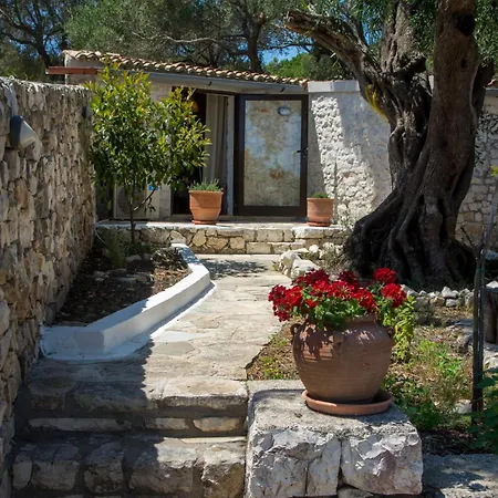 New! Paxosblue Sea View With Private Pool דירה גאיוס